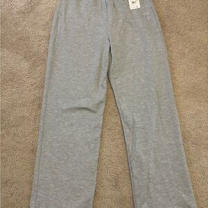 ALO Yoga Heather Gray Pants